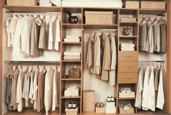 Как выбрать шкаф для одежды в Березовском